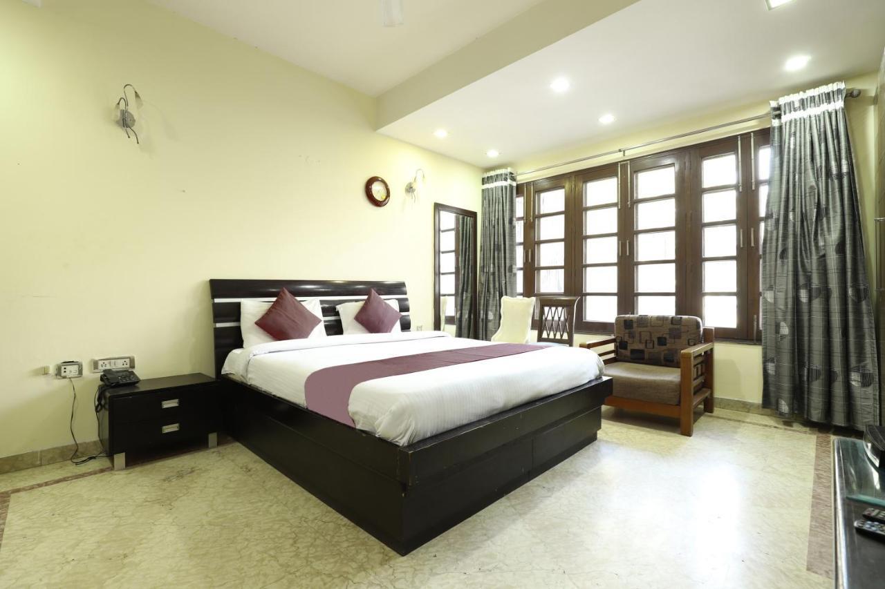 Hotel Livia Residency New Delhi Ngoại thất bức ảnh