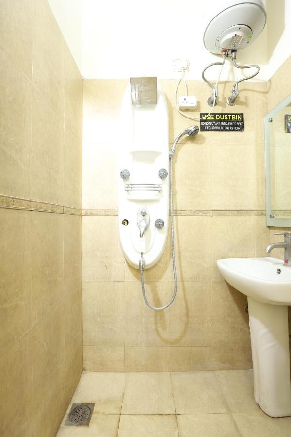 Hotel Livia Residency New Delhi Ngoại thất bức ảnh