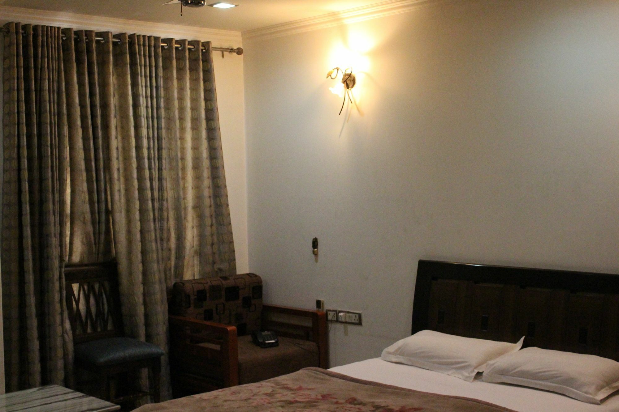 Hotel Livia Residency New Delhi Ngoại thất bức ảnh